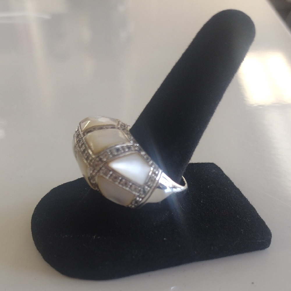 Sterling Silver Elegant and Moonstone Women's Ring